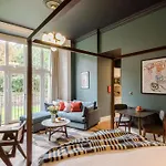 Tyndall\'S Park - Your Apartment