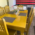 Executive Room 3 Near Southmead Hospital On Suite Bathroom