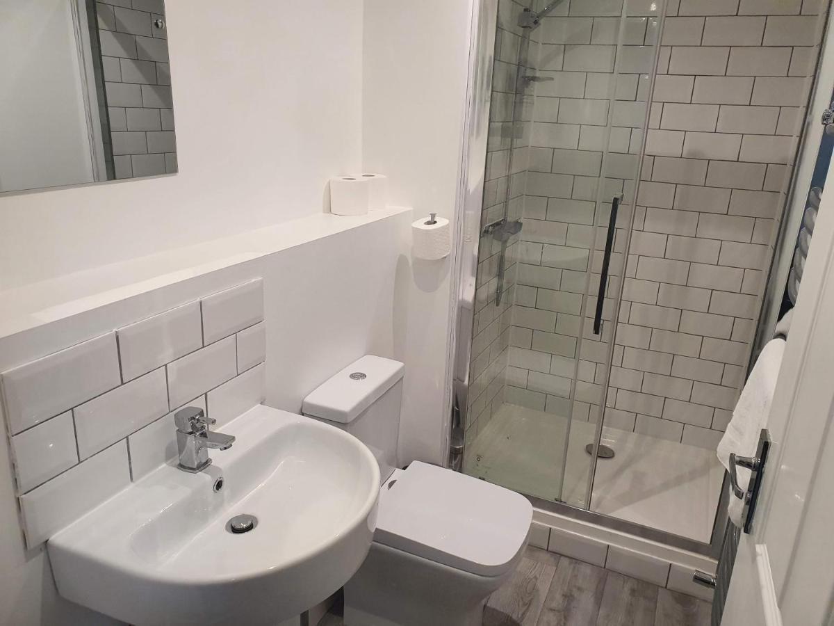 Holiday home Victoria House - 3 Bedrooms, 3 Bathrooms By Cliftonvalley Bristol