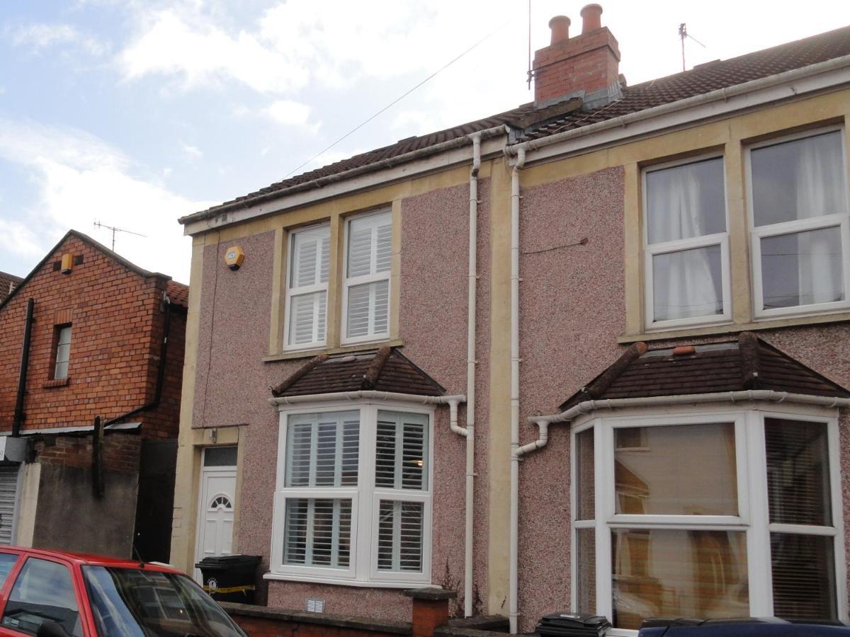 Holiday home Victoria House - 3 Bedrooms, 3 Bathrooms By Cliftonvalley Bristol