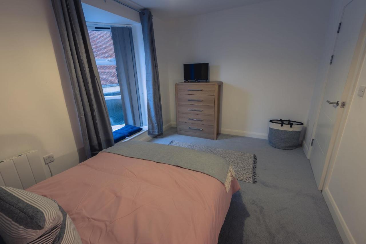 Apartment Bedminster Parade *