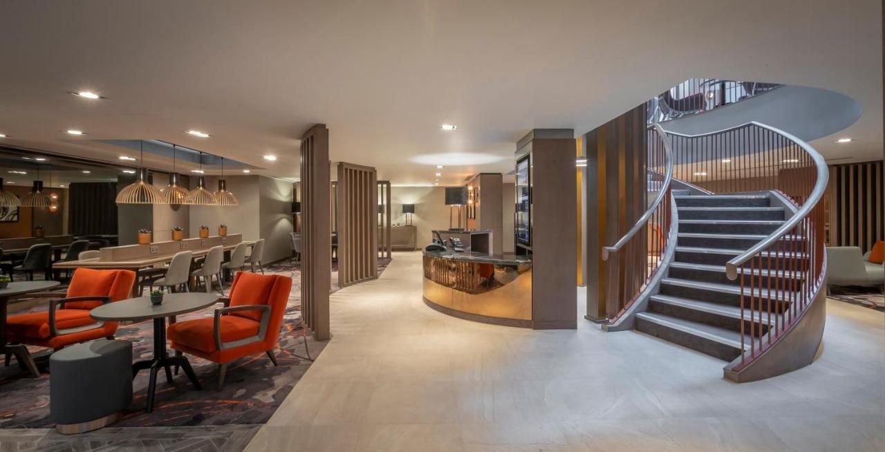 Hotel Clayton 4*