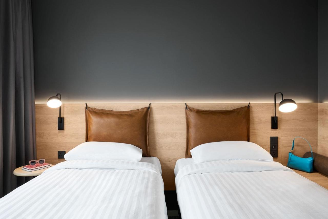 Moxy 3* Bristol
