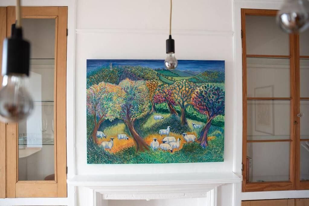 Holiday home Arty House With Garden In *