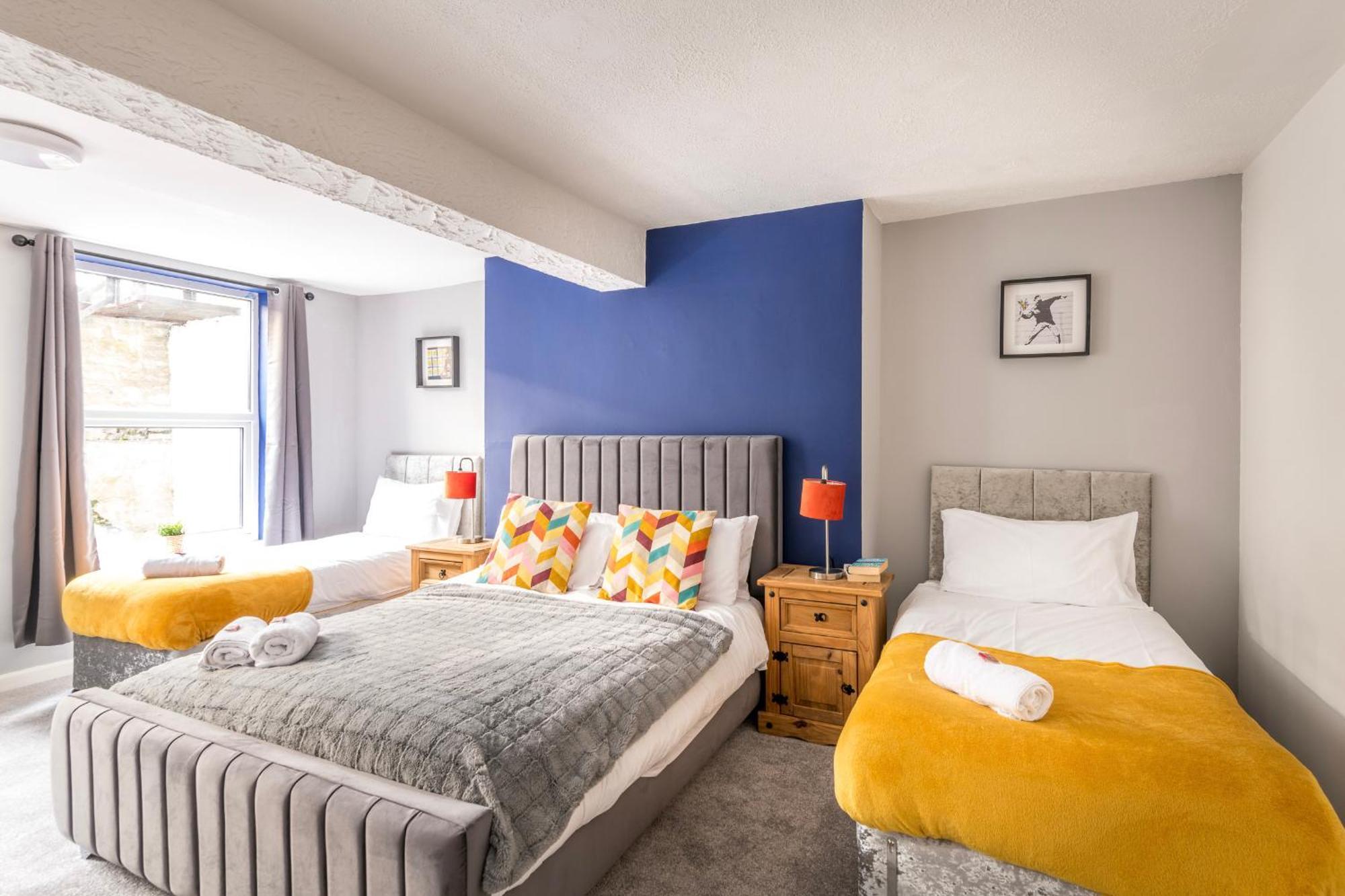 Apartment Central, Contractors, Families, Free Parking By Prescott Apartments Bristol