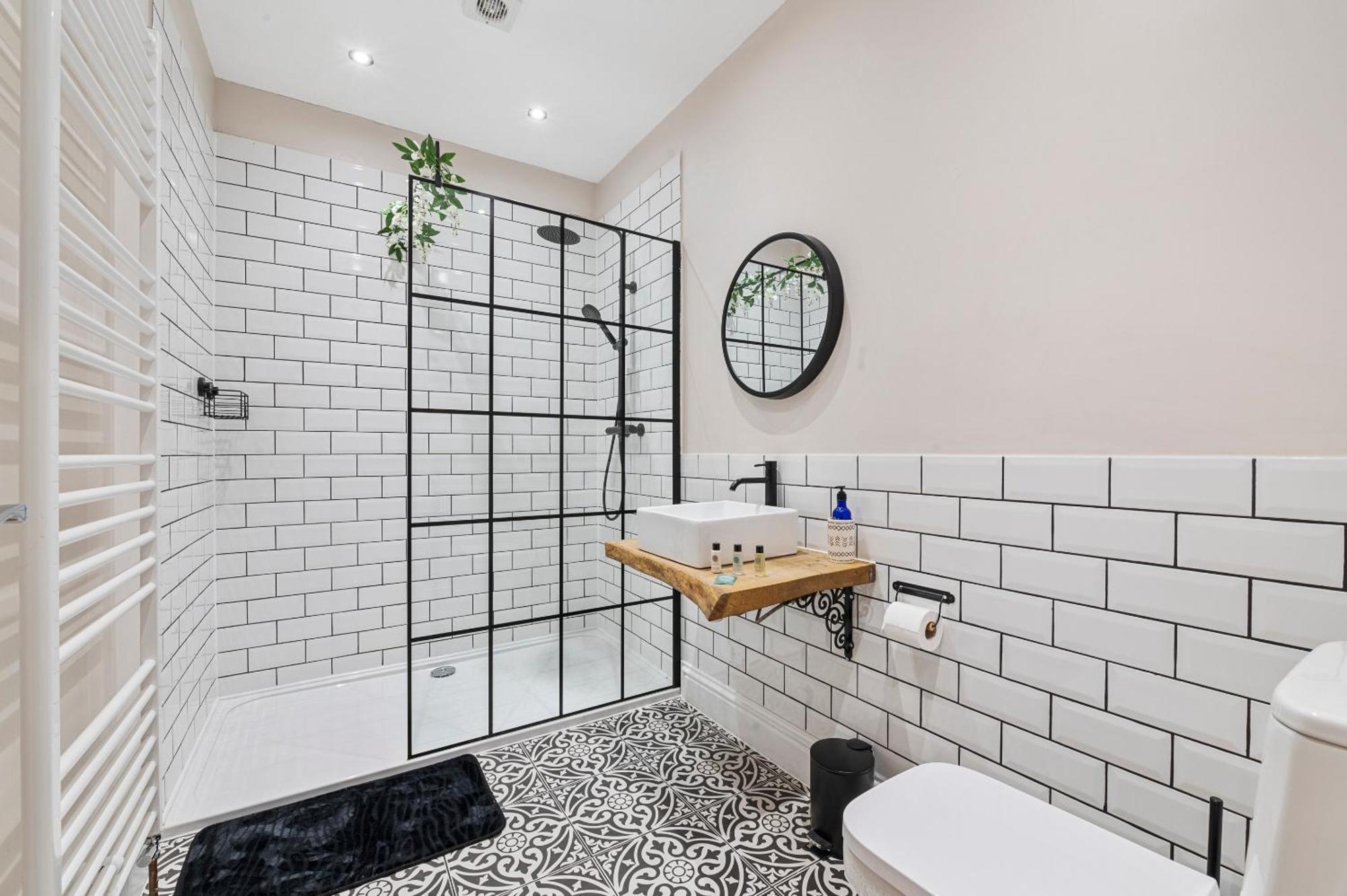 Hanham Homestead - Hot Tub Escape Bristol