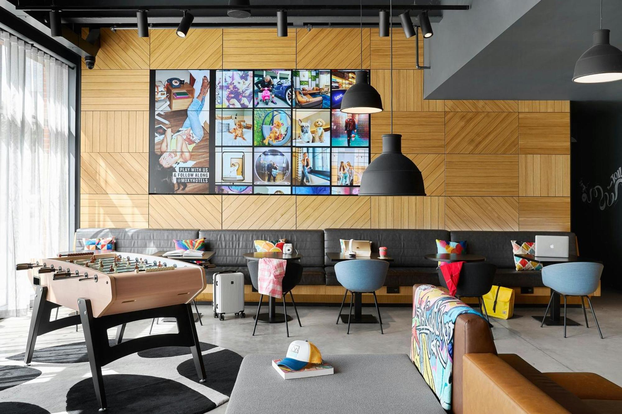 Hotel Moxy 3*
