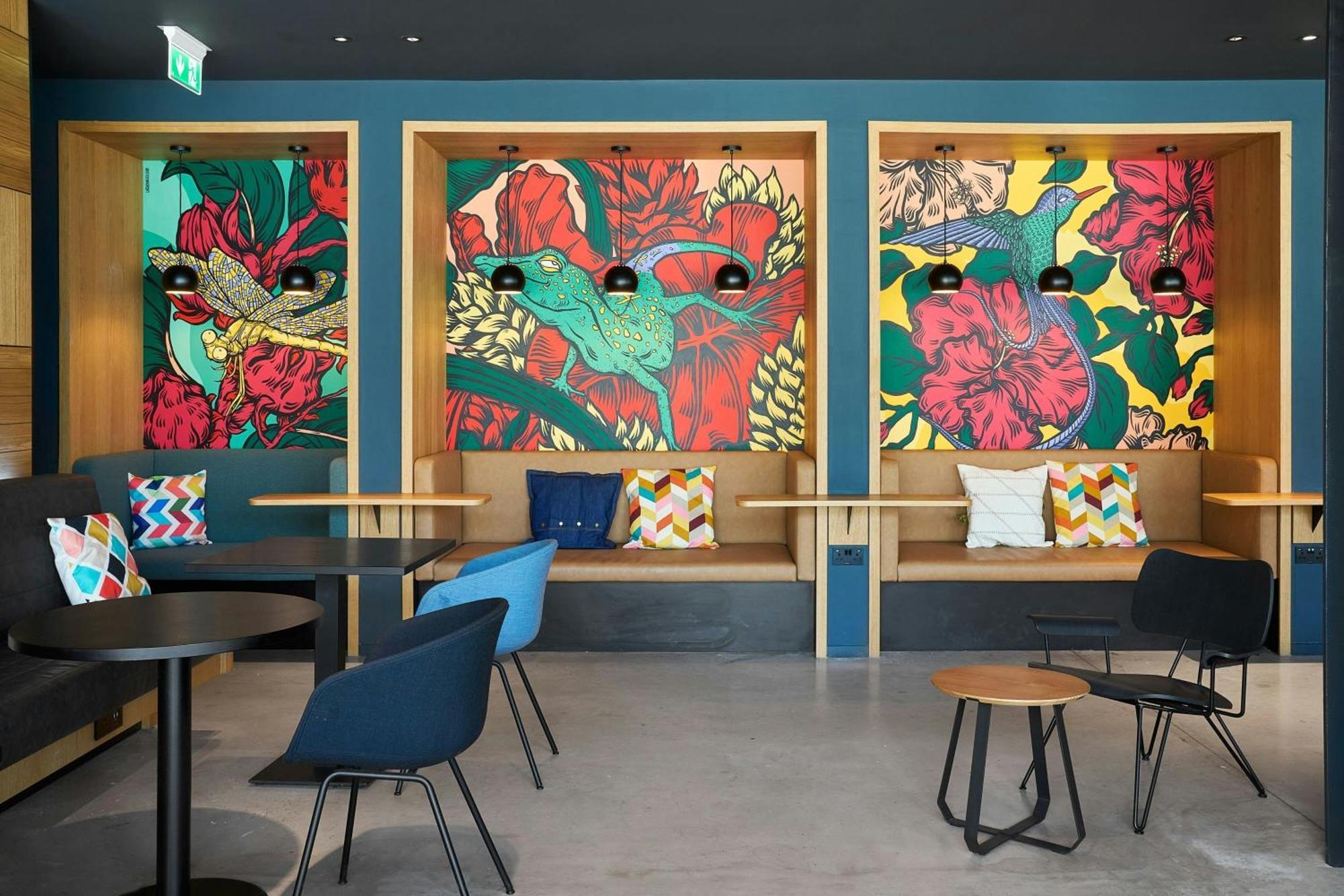 Moxy Hotel 3*