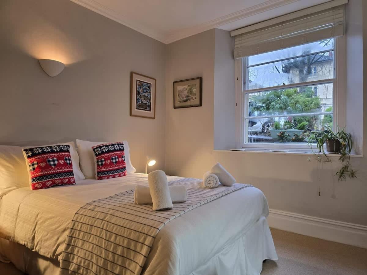 Cosy And Quiet Garden Flat Apartment