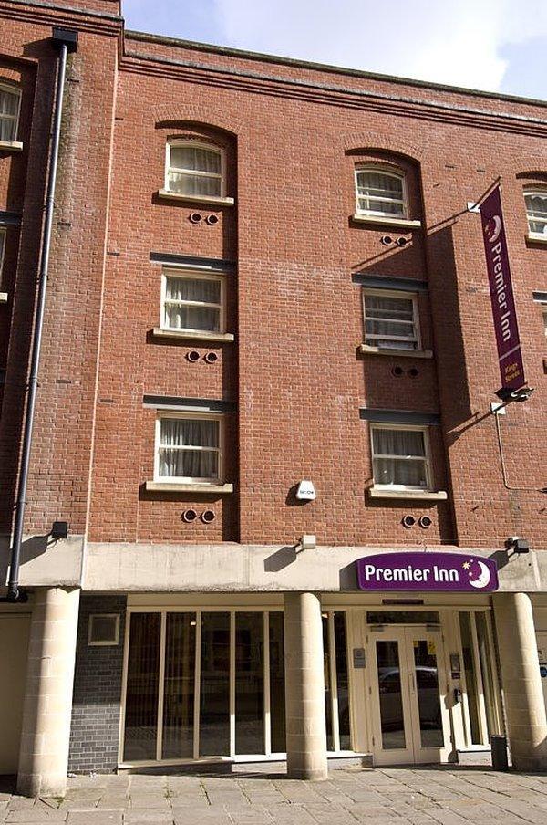 Premier Centre King Street 3*