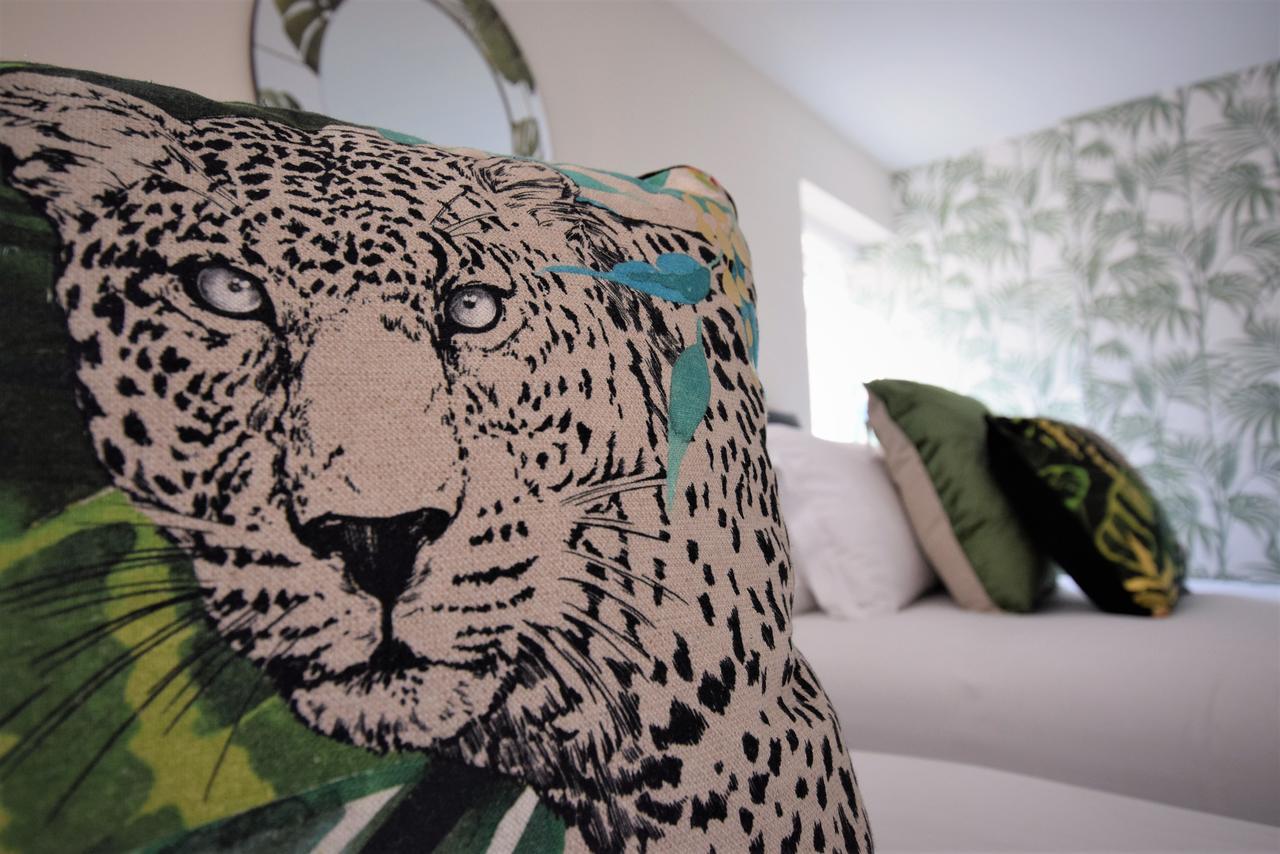 The Old Bank - Your Apartment Bristol