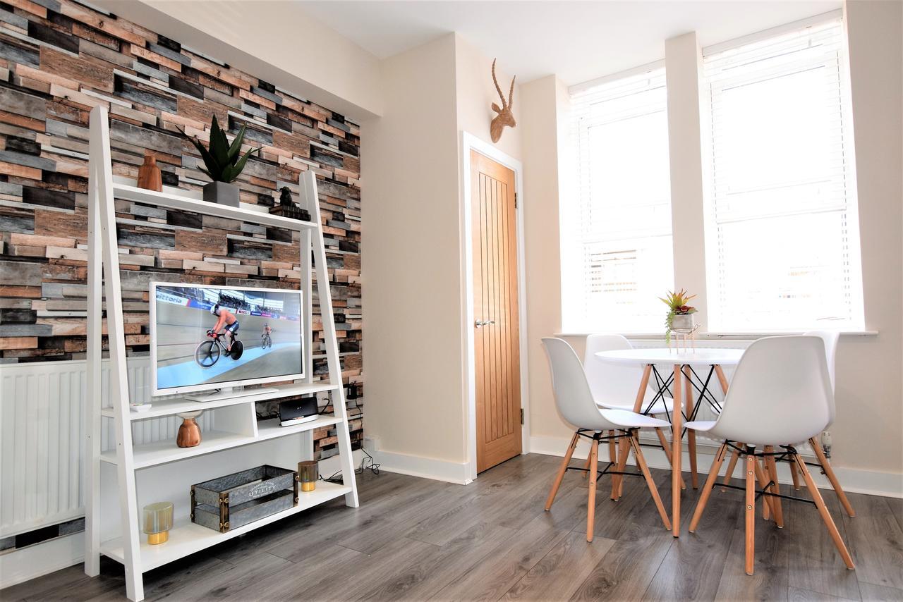 The Old Bank - Your Apartment