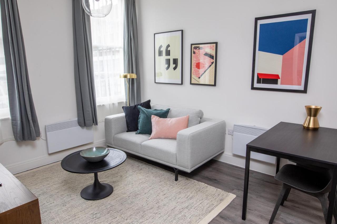 The Portland - City Centre Apartment *