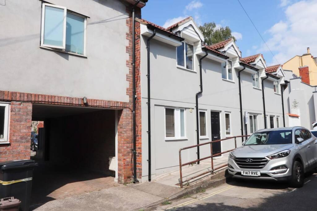 Hotwells Modern Mews Holiday home Bristol