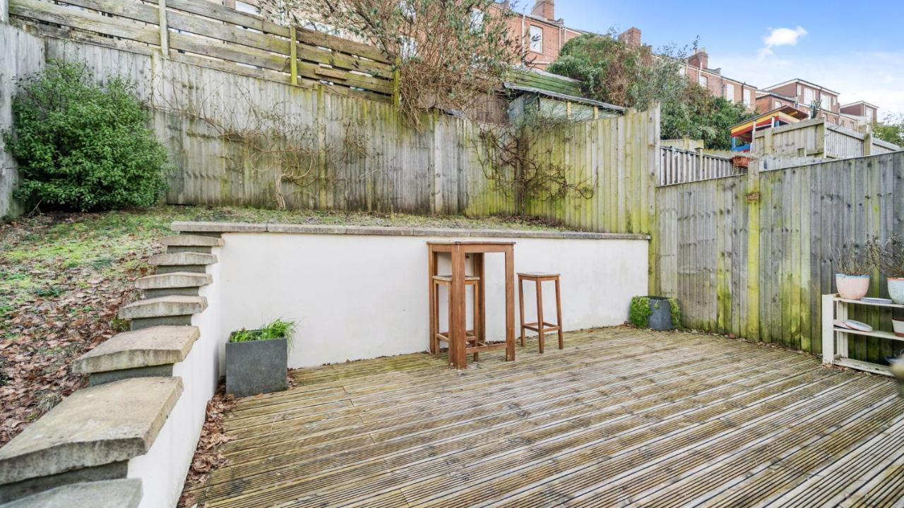 Apartment Cotswold Road North *