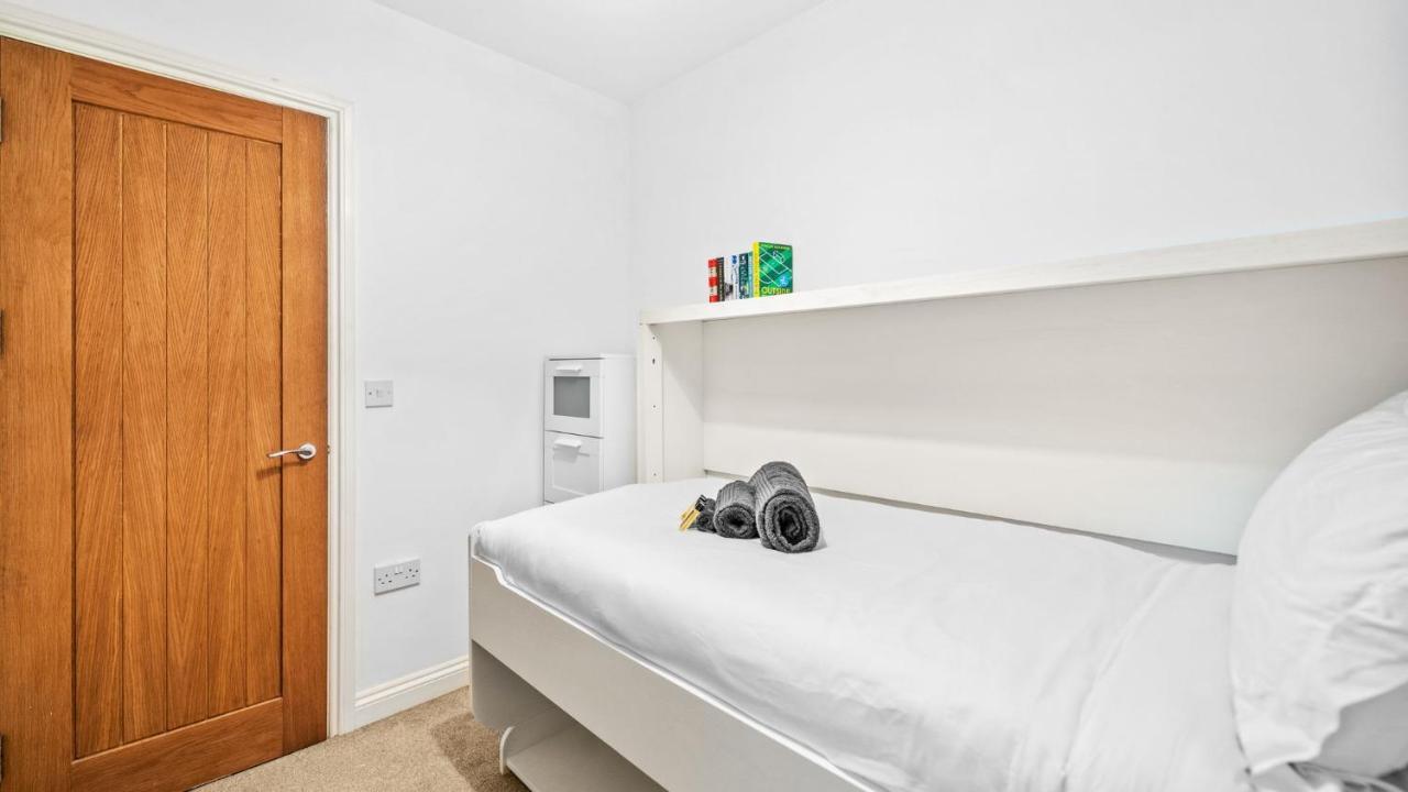 Apartment Cotswold Road North Bristol