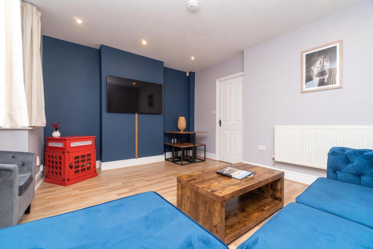 Apartment Spacious 2 Bed Southville Flat Near Harbourside *