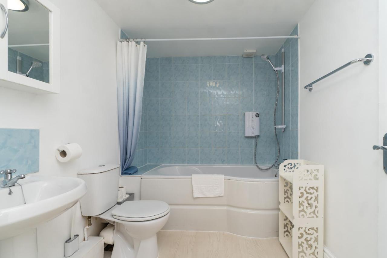 Apartment Spacious 2 Bed Southville Flat Near Harbourside Bristol