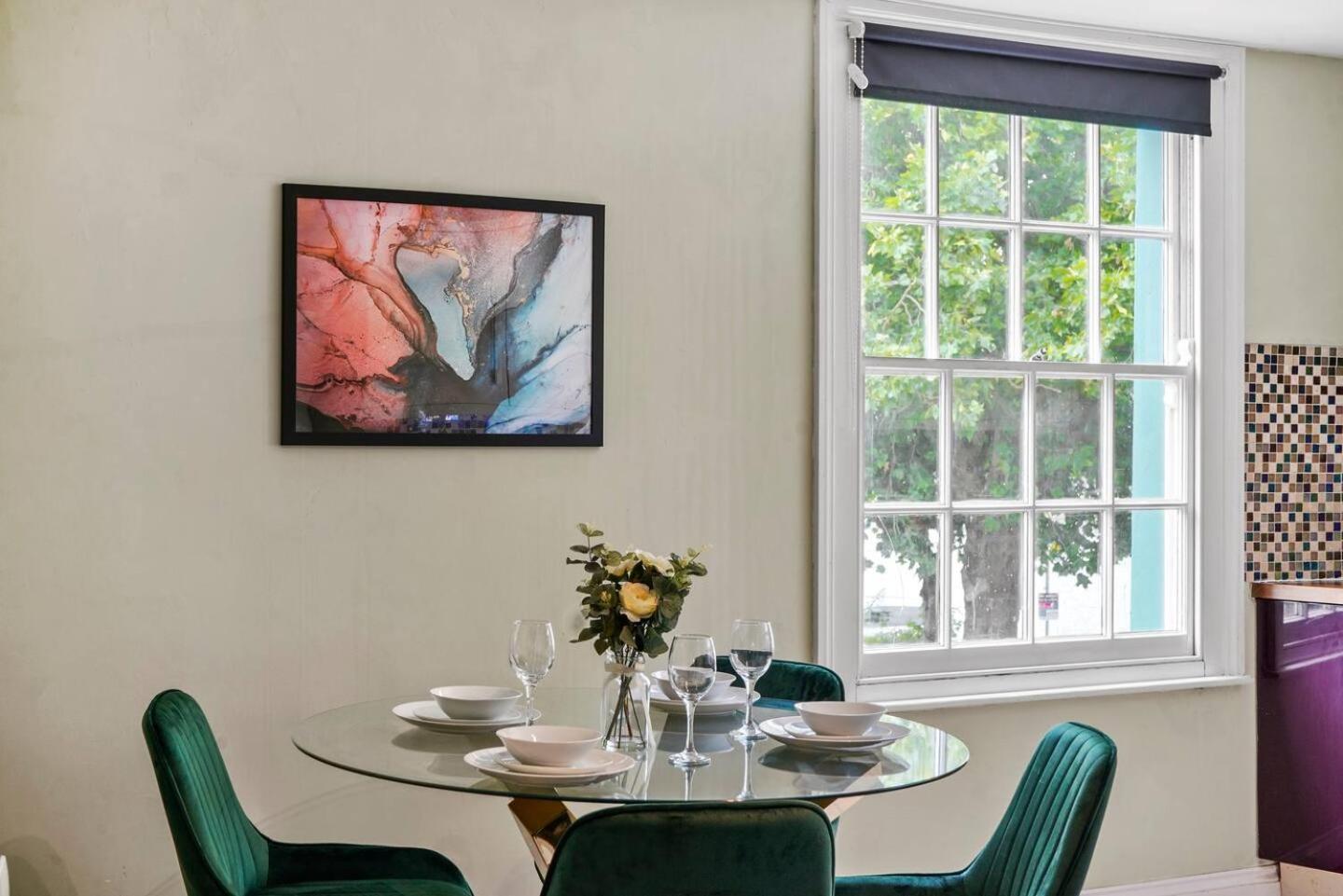 Harbourside Penthouse Sleep 16 Bristol