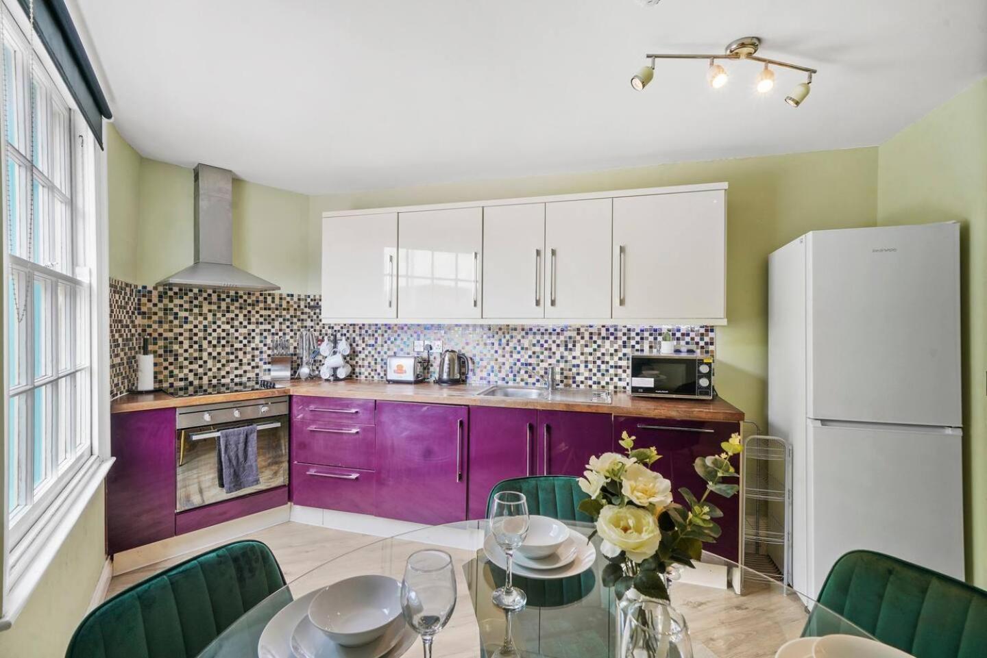 Apartment Harbourside Penthouse Sleep 16 Bristol