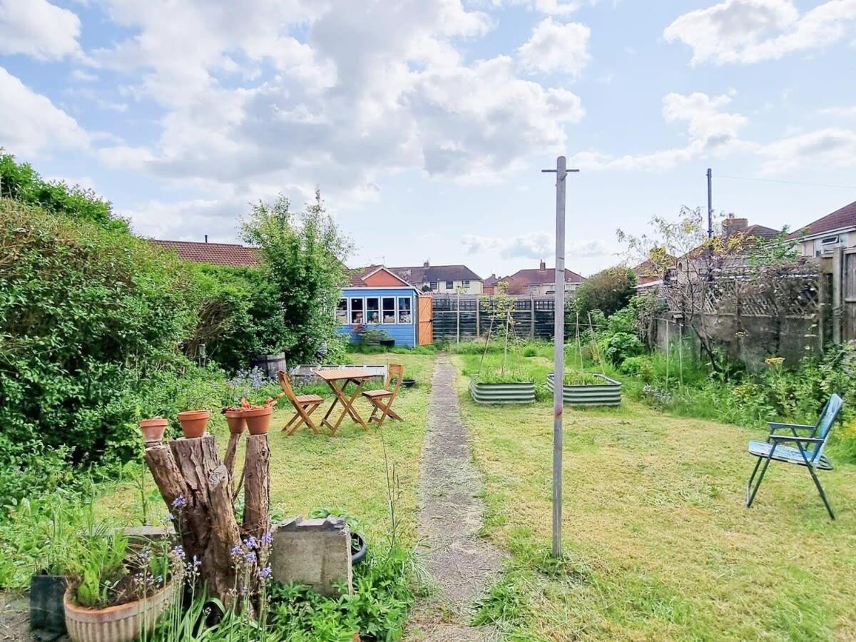 Luckwell Two Bedroom Apartment Bristol