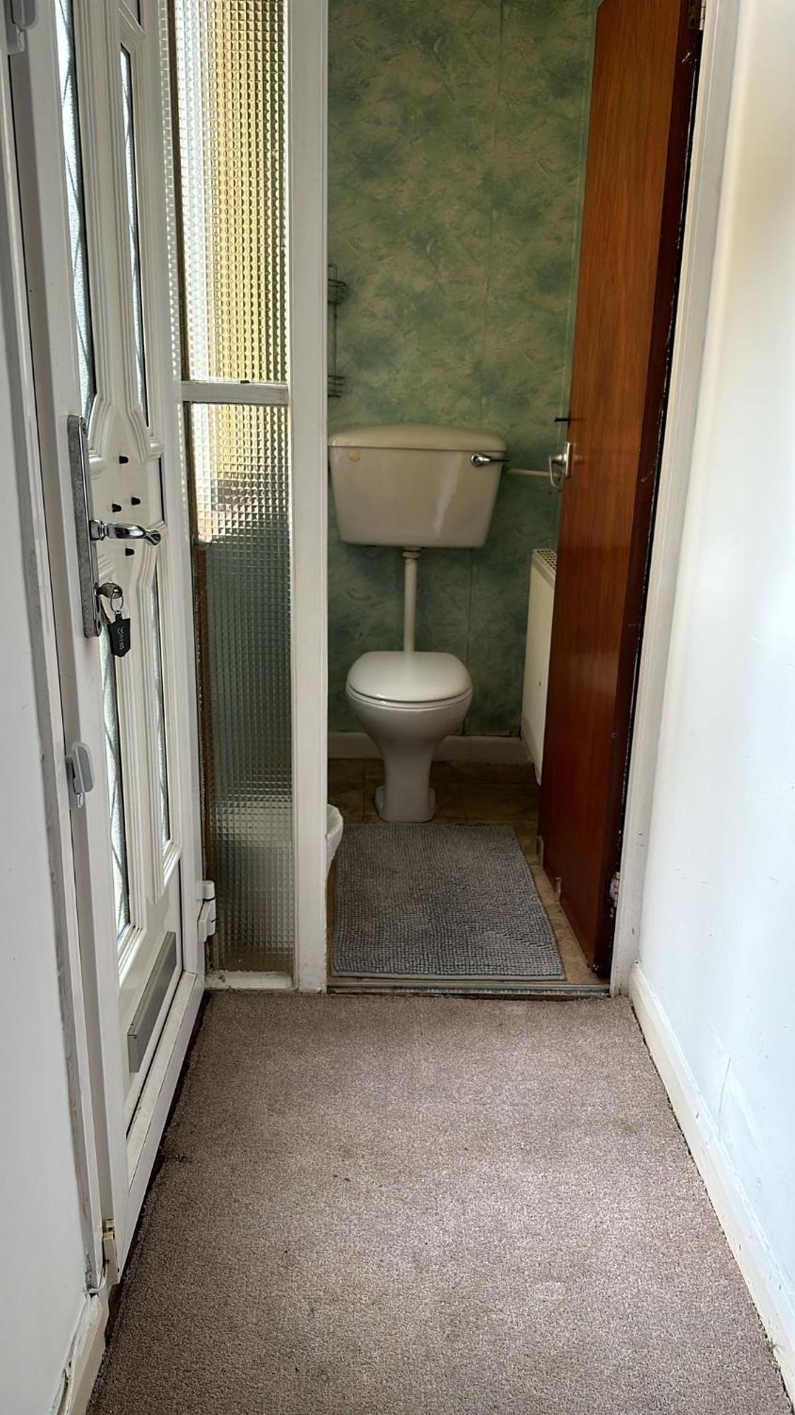 Guest house In Rose Meare Gardens *
