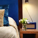 Berkeley Suites