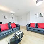 Bristol 2 Bedroom Apartment Free Parking