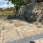 Secluded Studio Apartment With Private Gated Access- The Pavilion