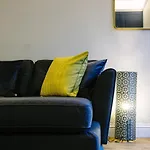 Brand New One Bedroom Apartments In A Fantastic Location