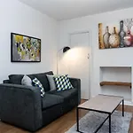 Relaxation By Olauda Sa - 3 Bed House With Free Parking