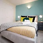 Brandon Hill Villa By Mia Living 2 Bedroom Apartment With Private Terrace
