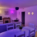 2Bed Bungalow House, Speedwell, Bristol, Uk, Sleeps Up To 6 Guests