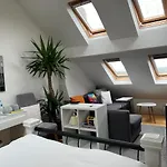Sabrinas Studio Bb&B