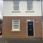 The Ashton Mews