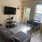 Spacious 4 Bedroom House Near Stokes Croft!! Central!!!