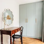 Redland Suites - Apartment 1