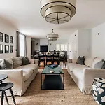 Redland Suites - Apartment 1