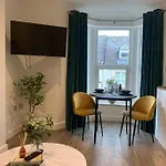 Alto - Lovely 2 Bedroom Serviced Apartment Bristol By Mint Stays