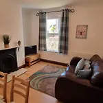 Brynland Apartment By Cliftonvalley Apartments