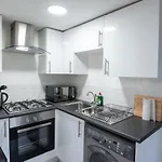 Bristol Short Stays - Amazing Redland Flat! Free Parking