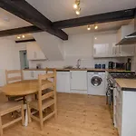 Hideaway Cottage