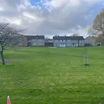 Single Room, Shared House