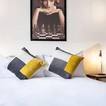 Spacious 3 Bedroom Apartment, Private Parking, Central