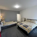 Apartment @ 369