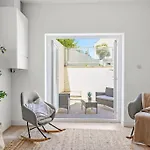 Exquisite Scandi Gem Of Bristol - Sleeps 6