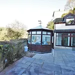 Spacious One Bedroom House With Garden In Clifton