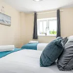Fortified 4 Bedroom Holly Lodge