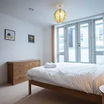 Central Gorgeous Flat With Parking