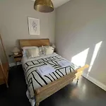 Private Garden Oasis In Central Bristol